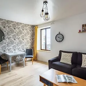 https://la-brise-joli-t2-renove-vue-mer-1-chambre.inbrittany.com